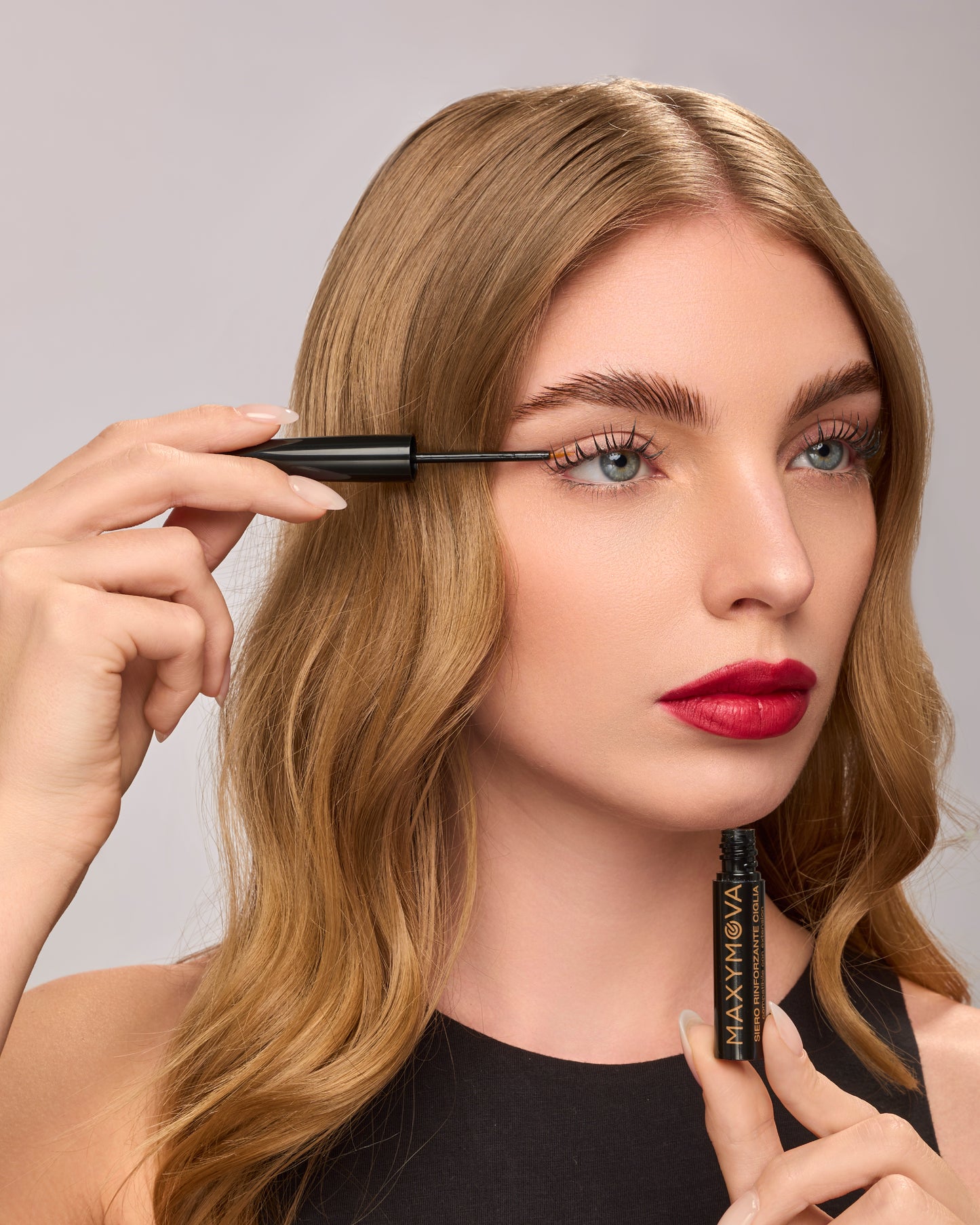 Eyelash Strengthening Serum After Lash Extension MAXYMOVA